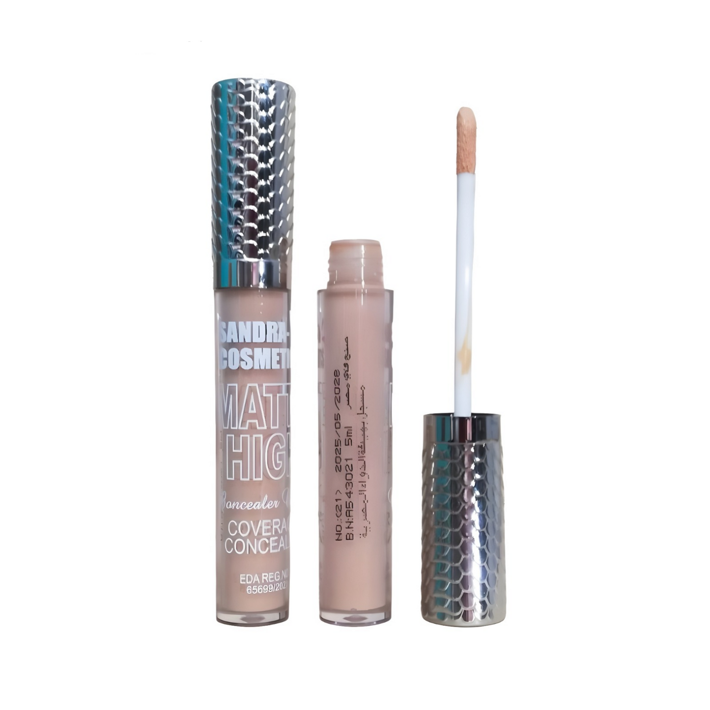 كونسيلر كريمي عالي التغطية من ساندرا سيلفر كوفر